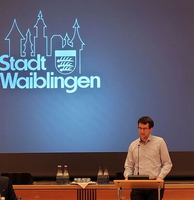 Urs Abelein - spricht für die SPD Fraktion bei der Gemenderatssitzung WN am 17.11.2022