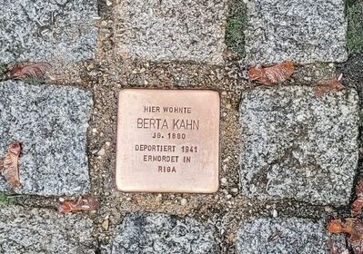 Bild: Stolperstein putzen am 09.11.22